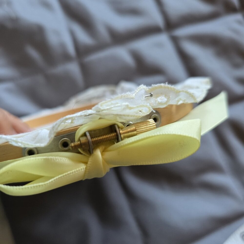 Vintage Round Framed Letter "C" Needlepoint Decor Wall Hanging - Picture 5 of 6